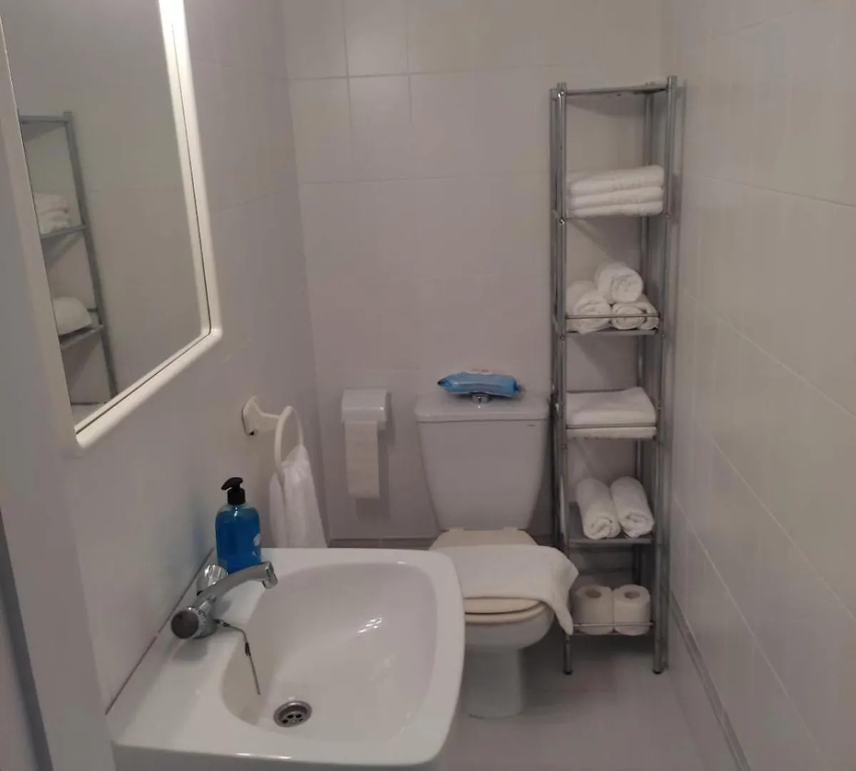 2 Bedrooms Sea View Apartment In Calahonda Sitio de Calahonda